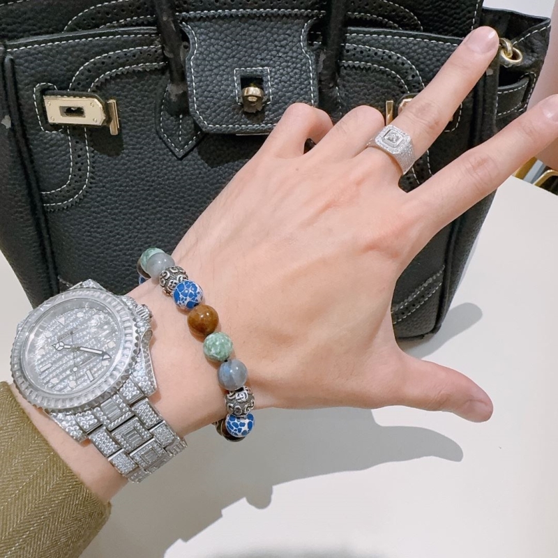 Gvc*1 bracelets